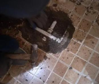 六安市卫生间漏水维修公司为您分享下卫生间渗水如何处理及注意事项